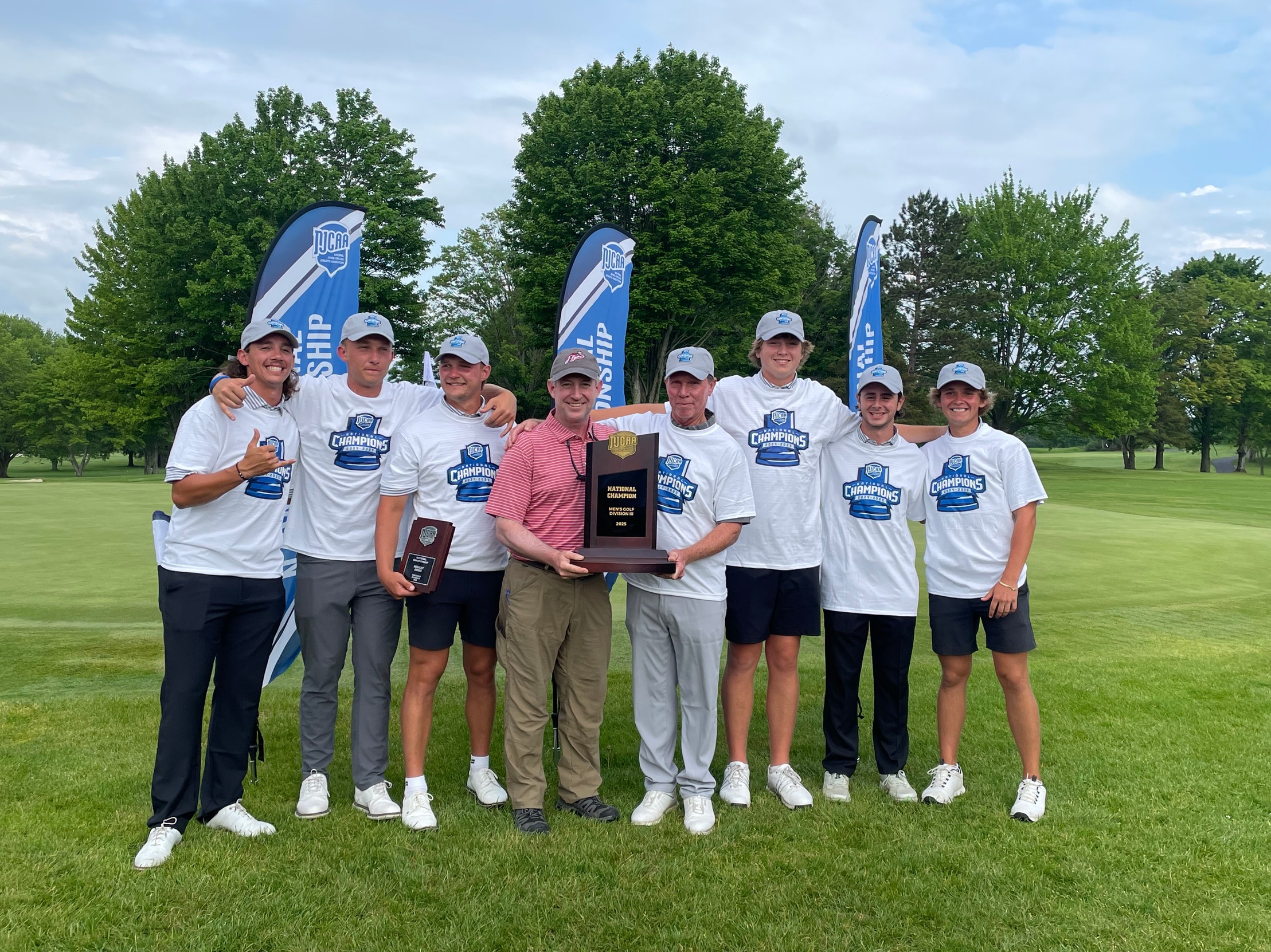 Sandhills Brings Home Fifth Straight Golf National Title